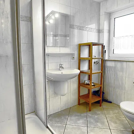 Hirschberger, Christian, Fw 2 Apartamento